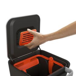 Joseph JosephIntelligent Waste Titan 20 Slim - mat RVS/zwart